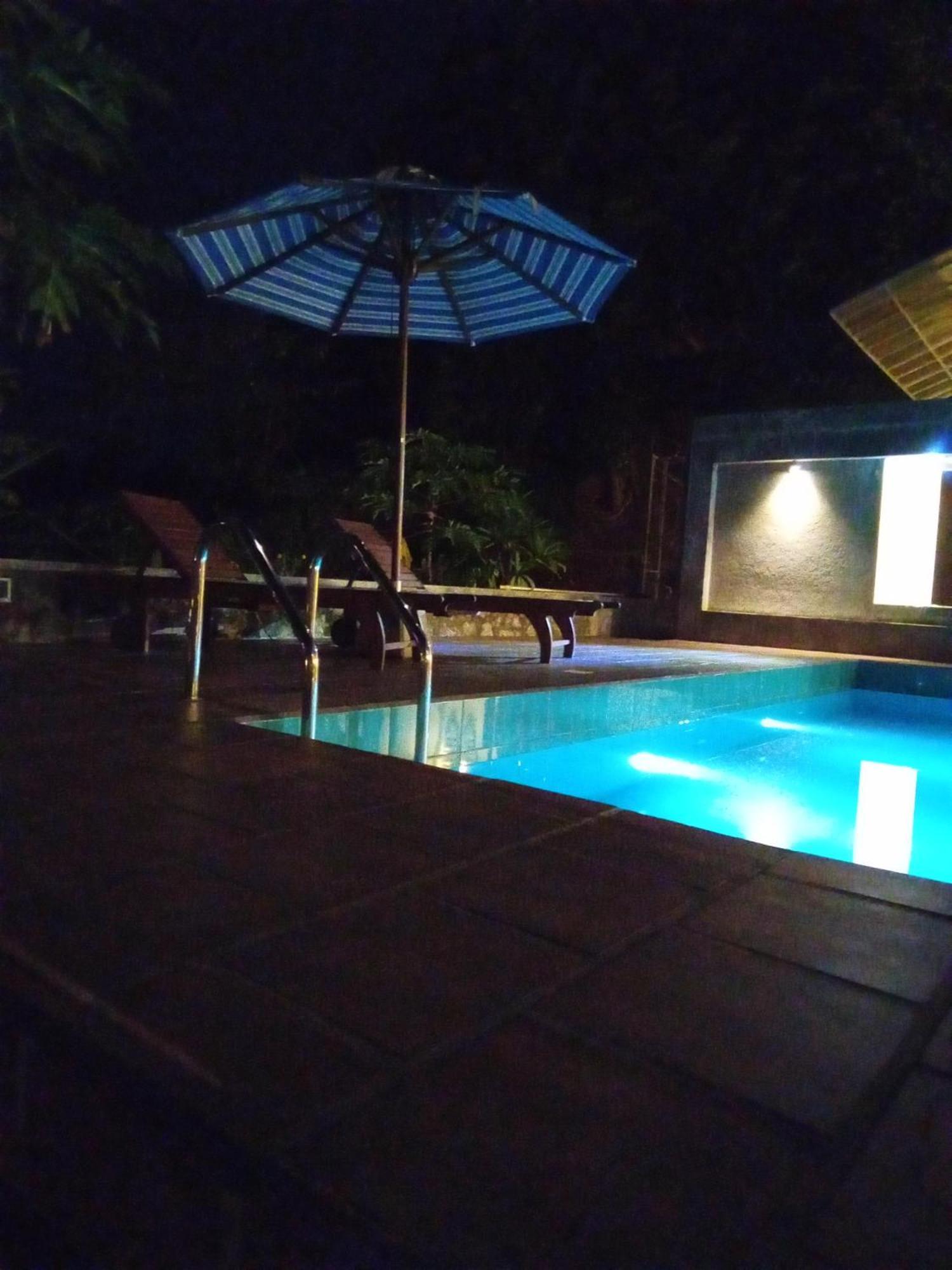 The Moose Weligama Bed & Breakfast エクステリア 写真